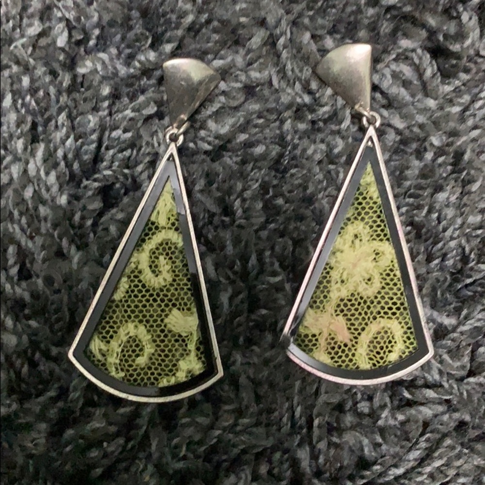Lace hanging earrings from Italy